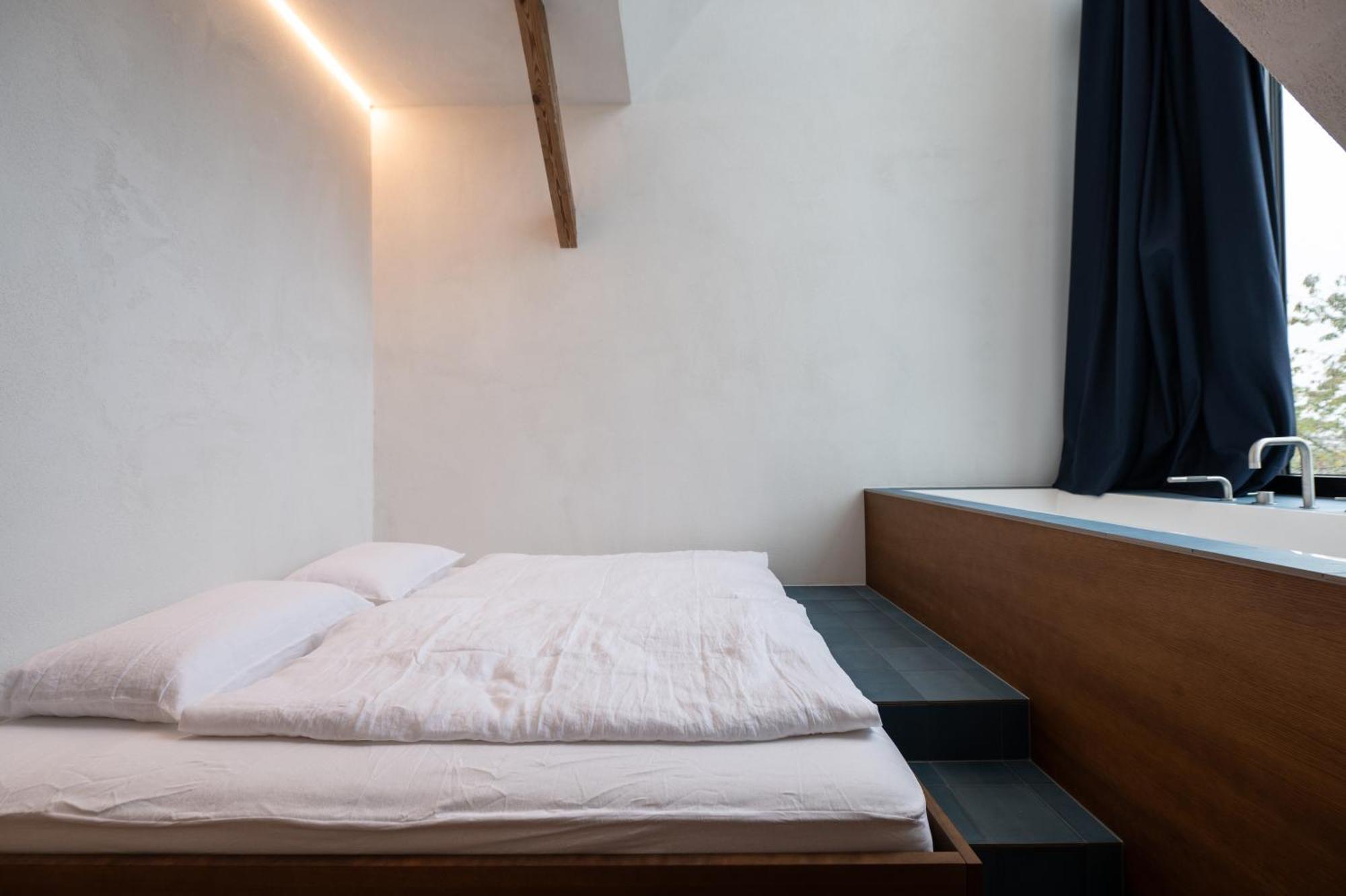 Lukas Kapeller Hotel Und Restaurant ชไตอาร์ ภายนอก รูปภาพ