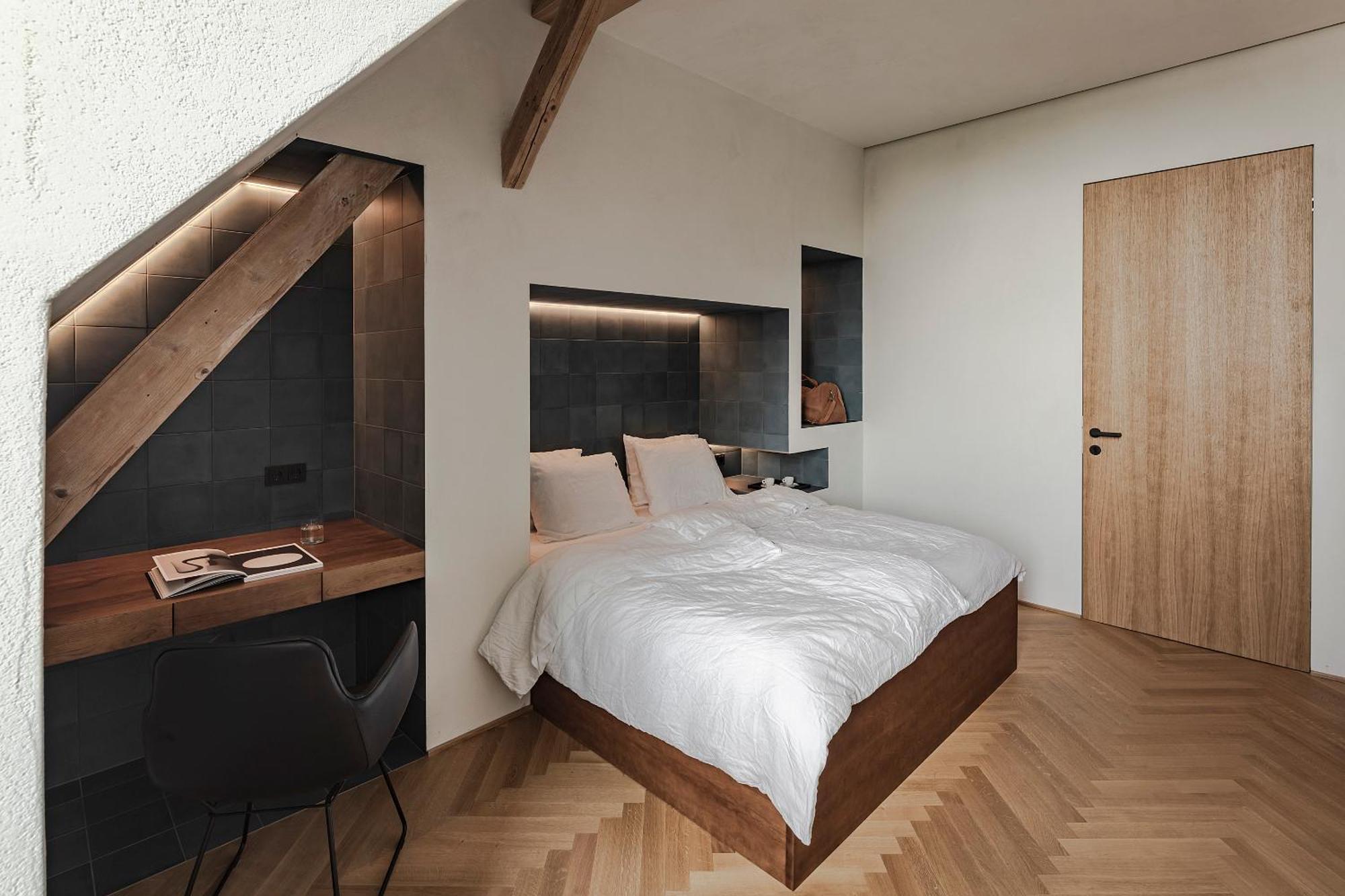 Lukas Kapeller Hotel Und Restaurant ชไตอาร์ ภายนอก รูปภาพ