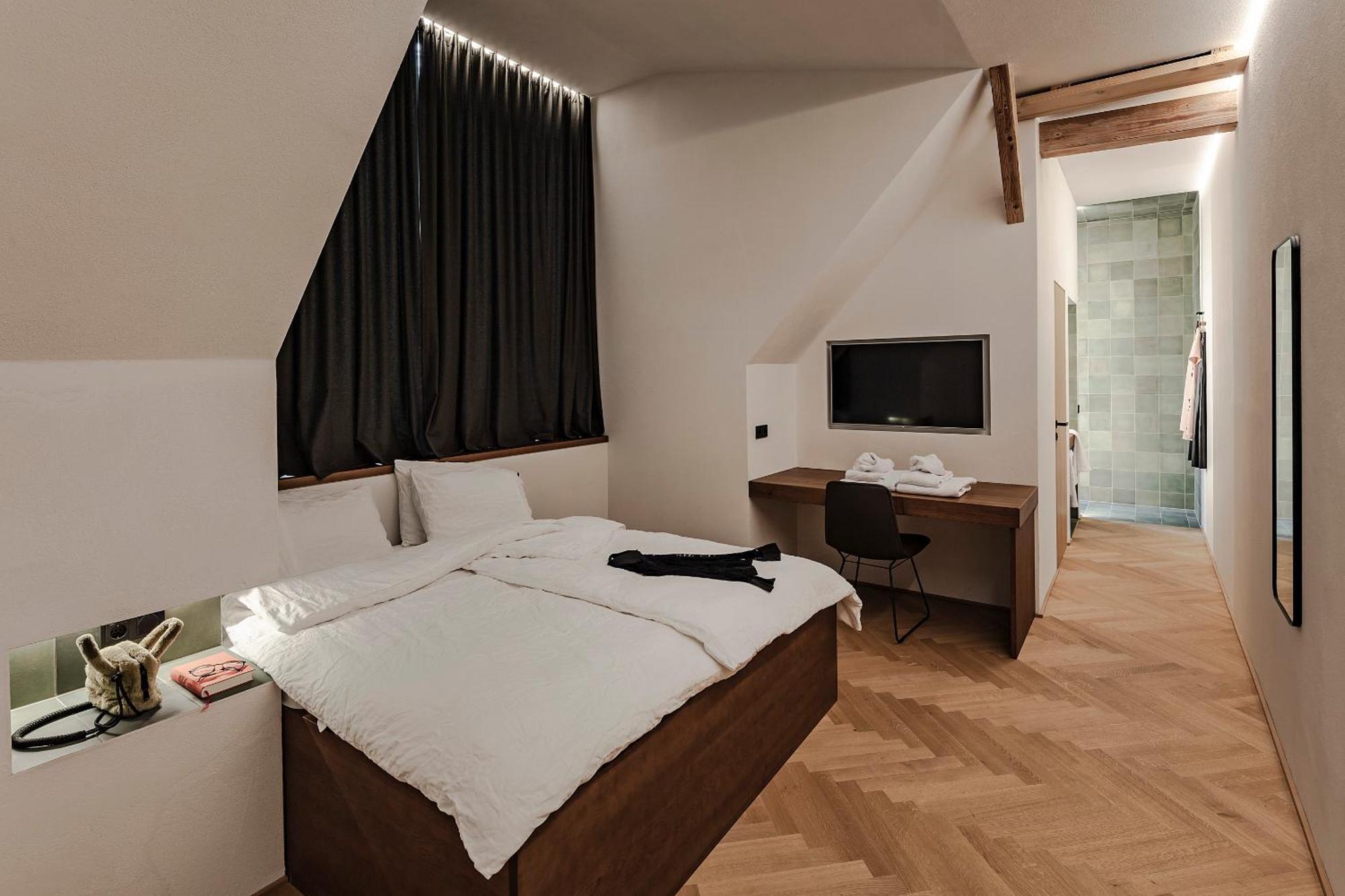 Lukas Kapeller Hotel Und Restaurant ชไตอาร์ ภายนอก รูปภาพ